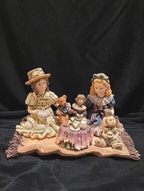 The Boyds Collection and titled "Tea for Four"